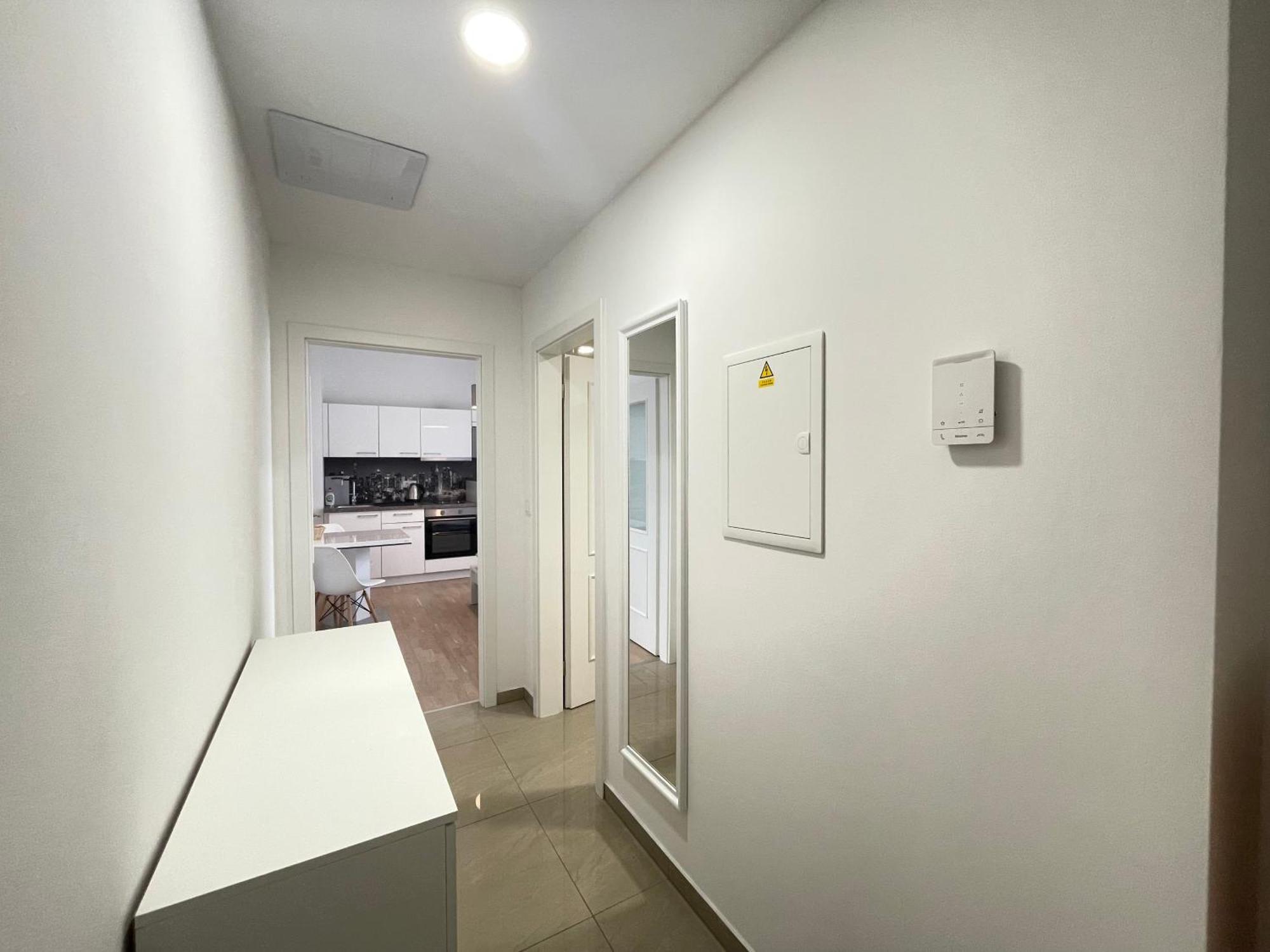 Wash Apartment On Metro Prague 1 ภายนอก รูปภาพ